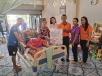 ศูนย์พัฒนาและฟื้นฟูคุณภาพชีวิตผู้สูงอายุและคนพิการตำบลหัวเสือ ร่วมกับ อบต.หัวเสือ และ รพ.สต.บ้านหัวเสือ มอบแพมเพิสให้กับผู้ป่วยติดเตียง ในพื้นที่ตำบลหัวเสือ